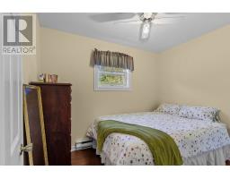 245 East Highway thumbnail 14