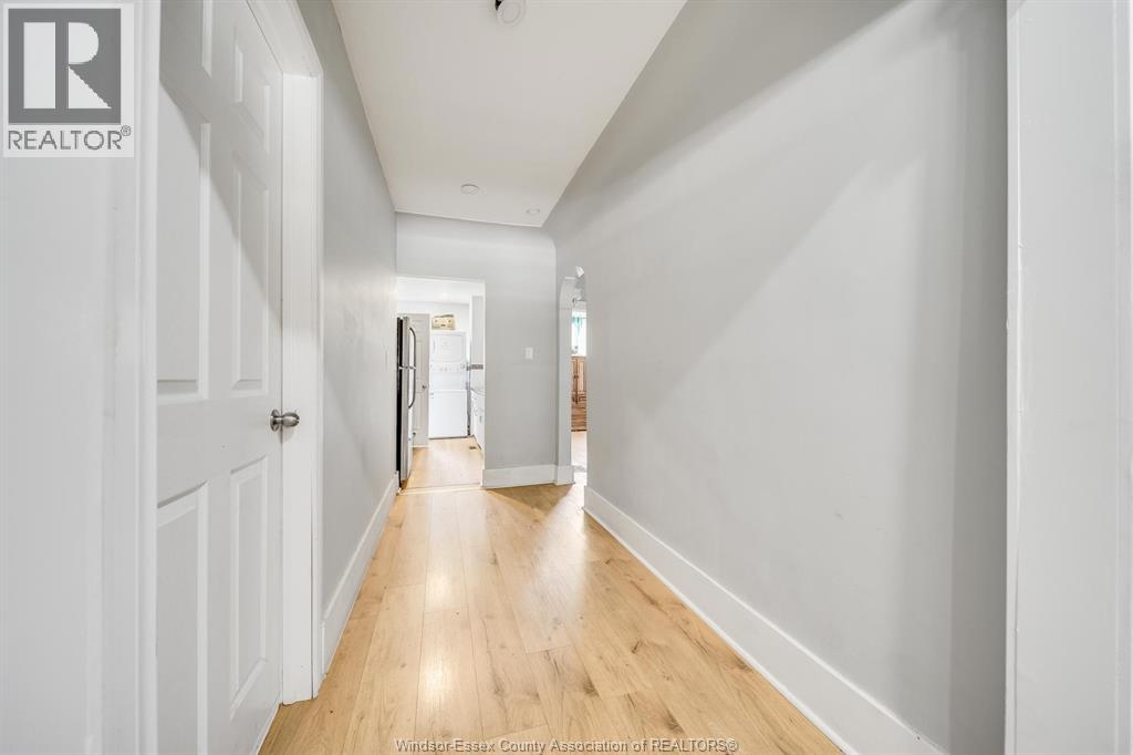 1408 DOUGALL AVENUE - 10