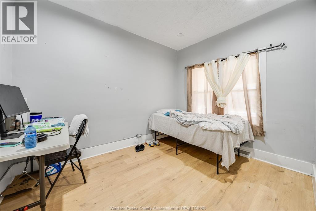 1408 DOUGALL AVENUE - 17