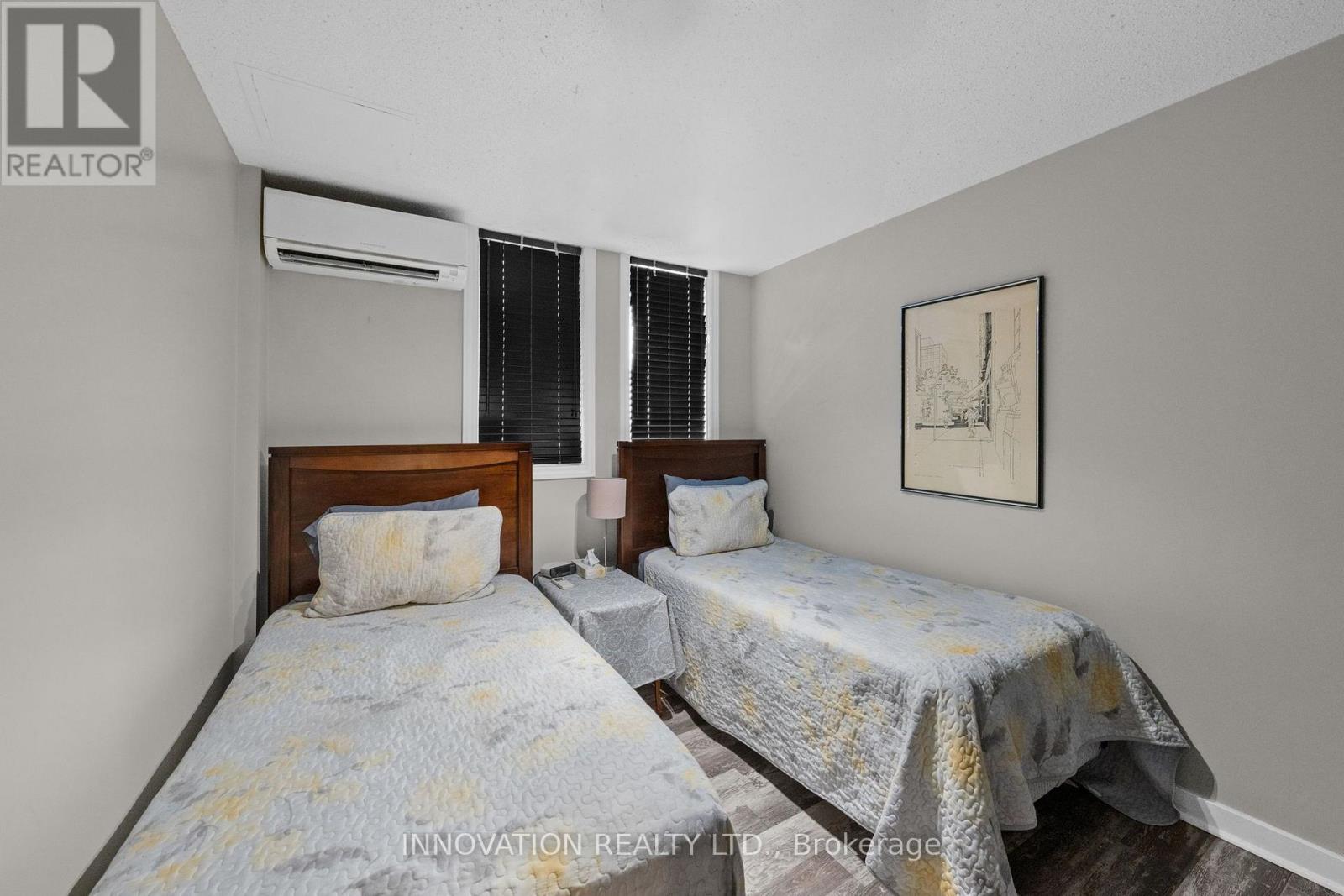 2 Bed, 1 Bath House for Sale in Ottawa – 1214 – 20 CHESTERTON DRIVE, Ottawa – MLS# X13665392 - Image 35