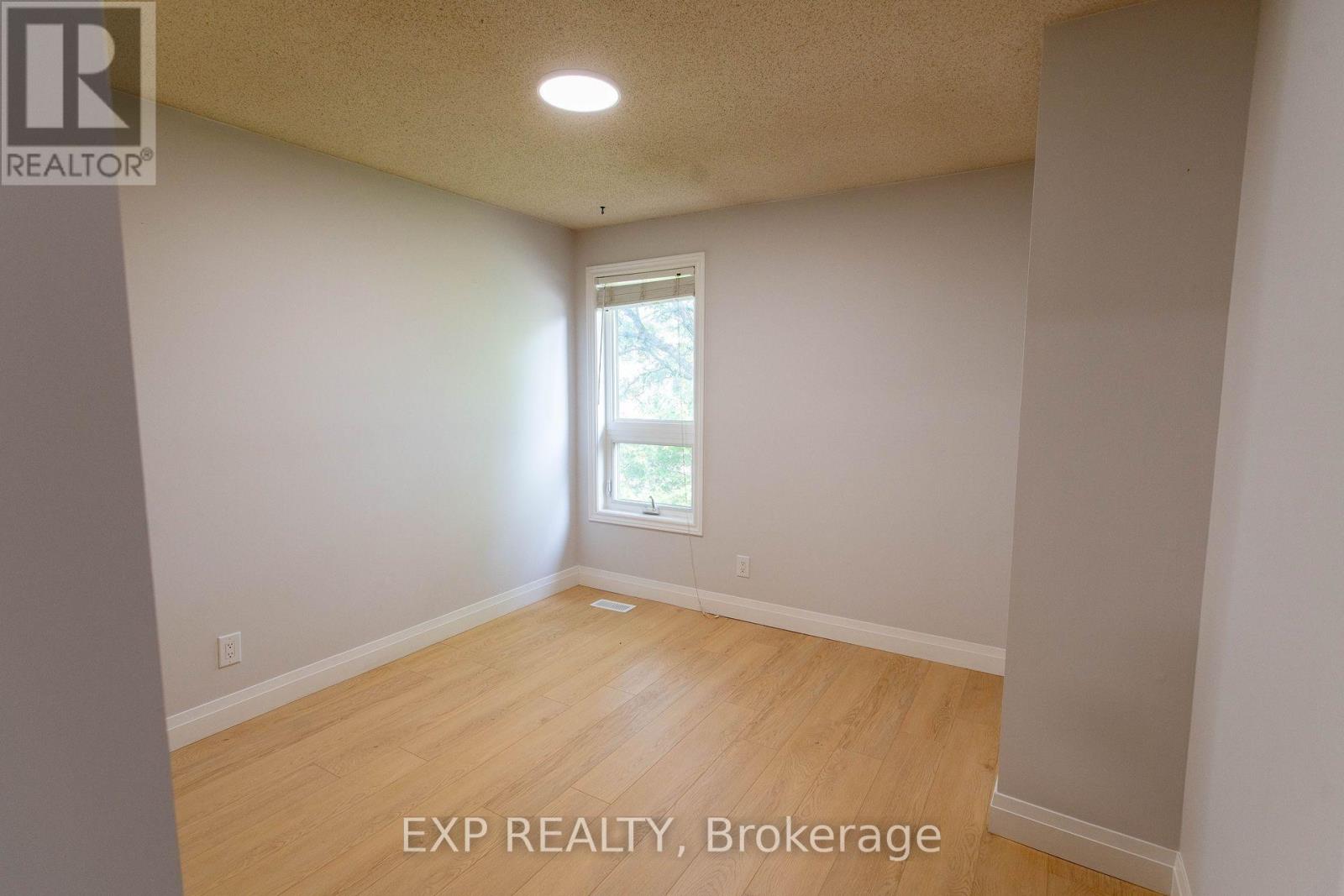 3 Bed, 3 Bath Apartment for Rent in Ottawa – UNIT 7 – 710 CORONATION AVENUE, Ottawa – MLS# X13665396 - Image 12