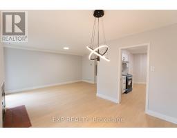 Bathroom - Unit 7 - 710 Coronation Avenue, Ottawa, ON K1G4G7 Photo 9