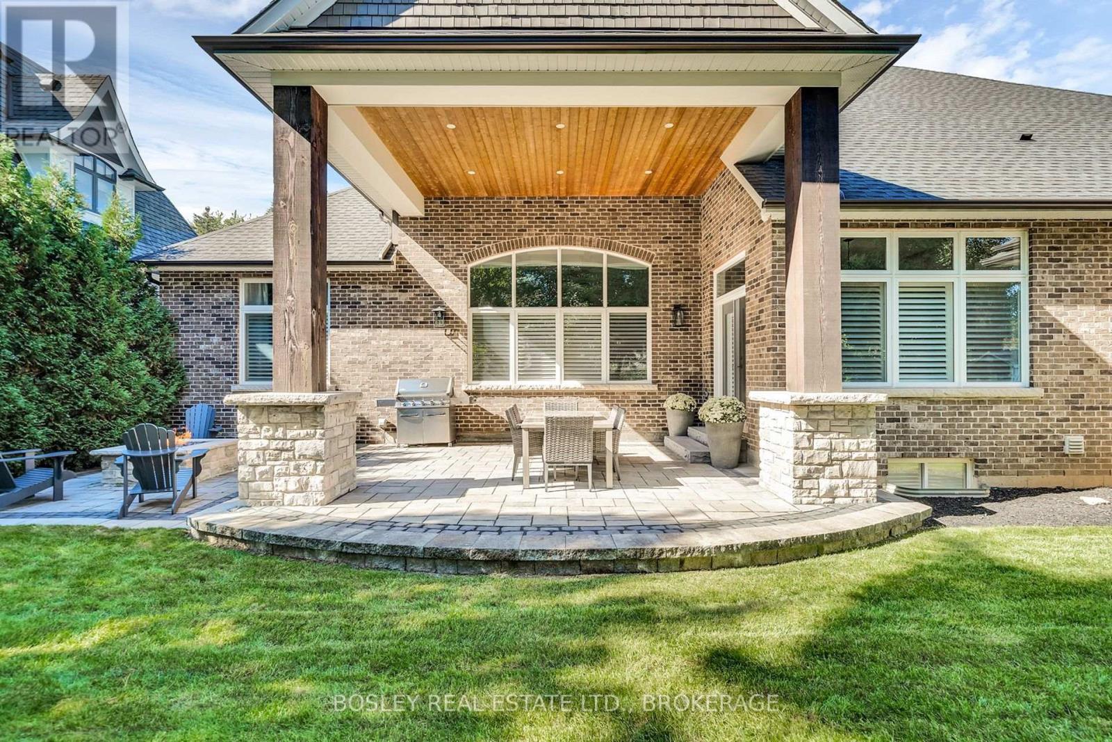 94 TERRENCE PARK DRIVE - 17