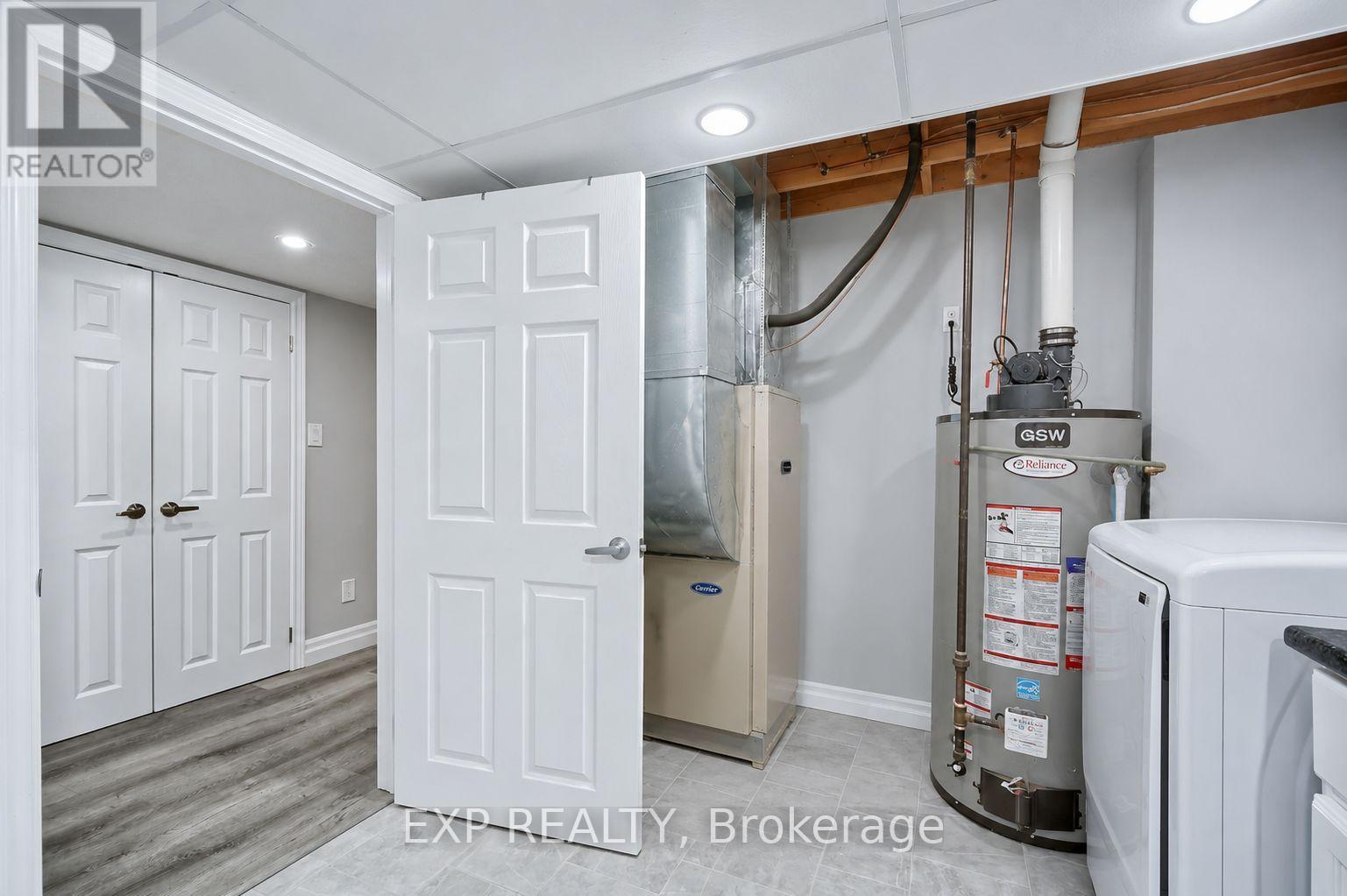321 SIMPSON CRESCENT - 34