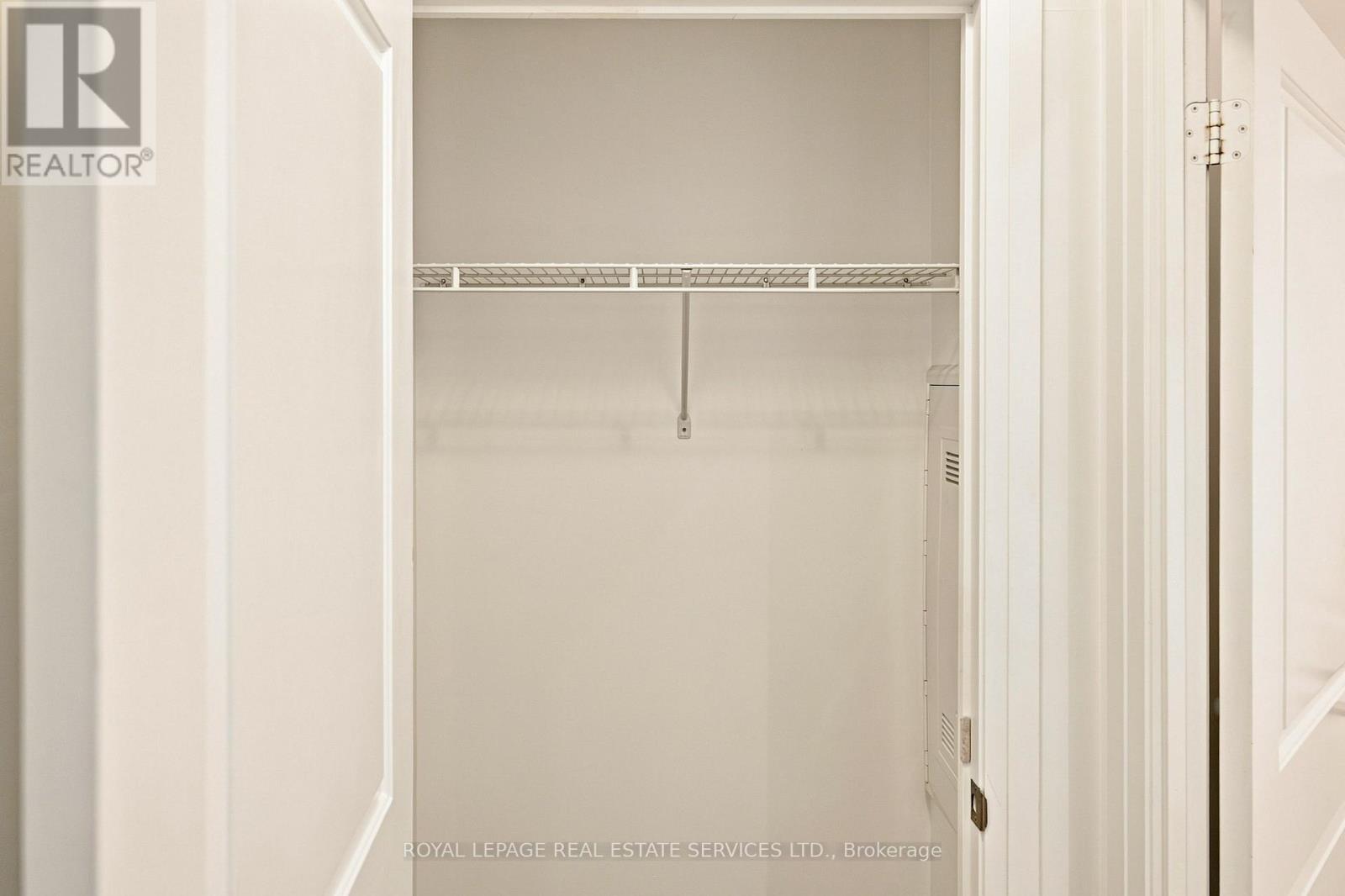#1310 55 SPEERS ROAD - 16