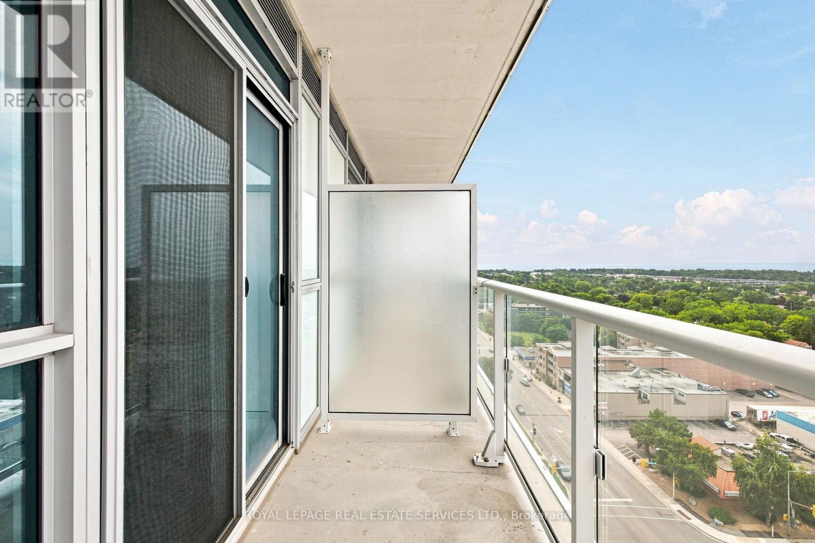 #1310 55 SPEERS ROAD - 21