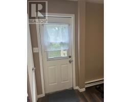 12 Blatch Avenue thumbnail 14