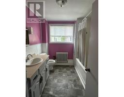 12 Blatch Avenue thumbnail 21