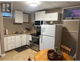 12 Blatch Avenue thumbnail 35