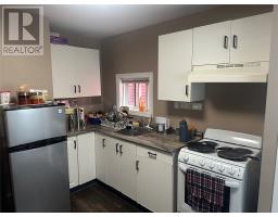 12 Blatch Avenue thumbnail 5
