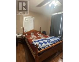12 Blatch Avenue thumbnail 9