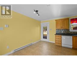 62 Wyatt Boulevard thumbnail 5