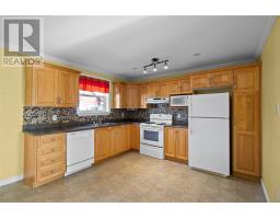 62 Wyatt Boulevard thumbnail 6