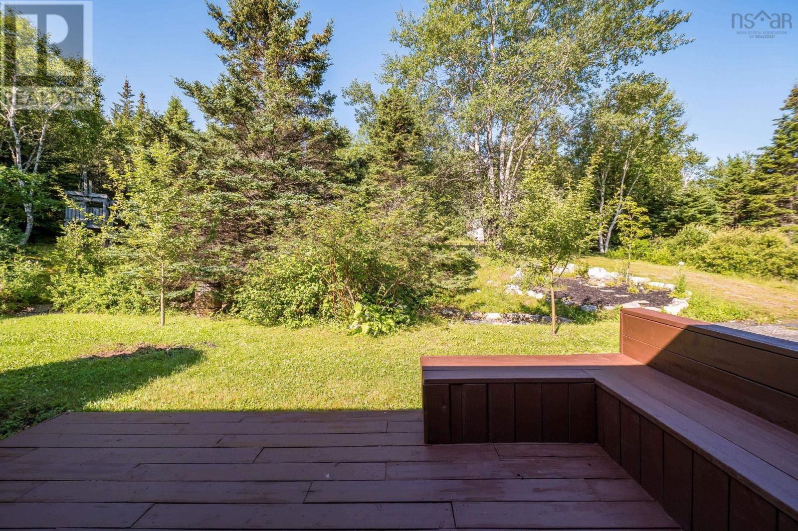 1053 Terence Bay Road - 24