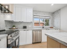 385 Village Crescent, Kitchener, ON N2M4V2 Photo 16
