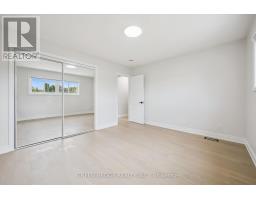 385 Village Crescent, Kitchener, ON N2M4V2 Photo 29
