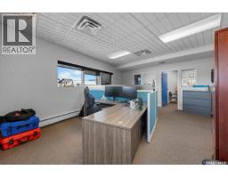 1815 Rae Street, Regina, SK S4T2E3 Photo 6