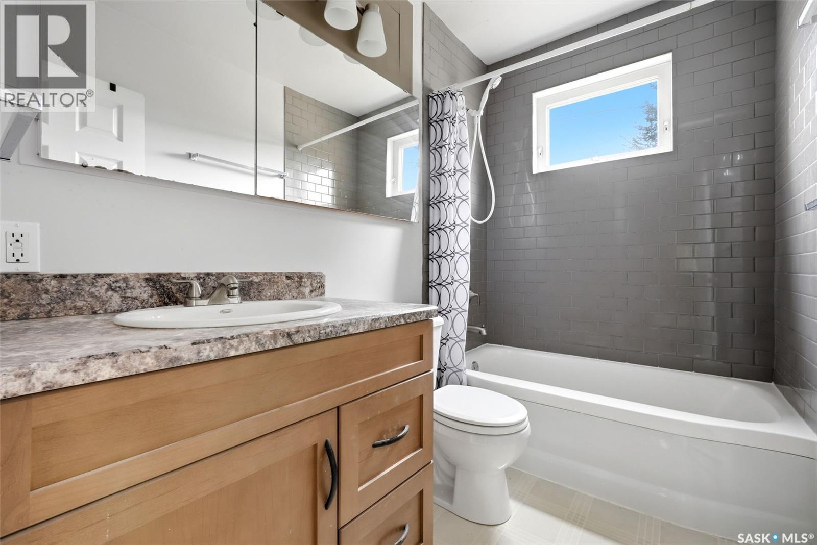 #4 6 Neill PLACE - Image 12