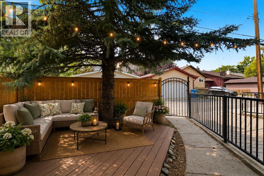 #2 435 13 Avenue NE - 43