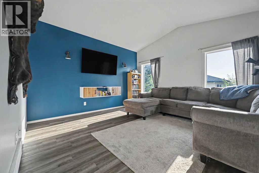 12118 103A Street - Image 11