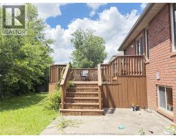 Kitchen - 2361 Askin Avenue, Windsor, ON N9E4Y2 Photo 12