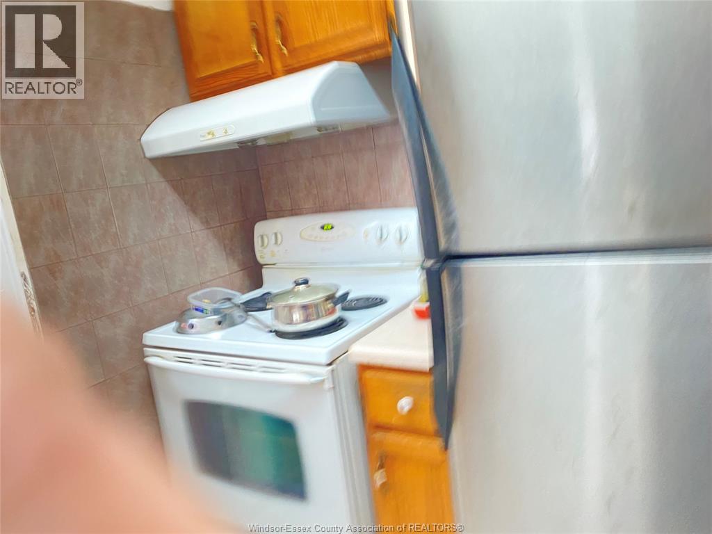 876 DOUGALL AVENUE - Image 4