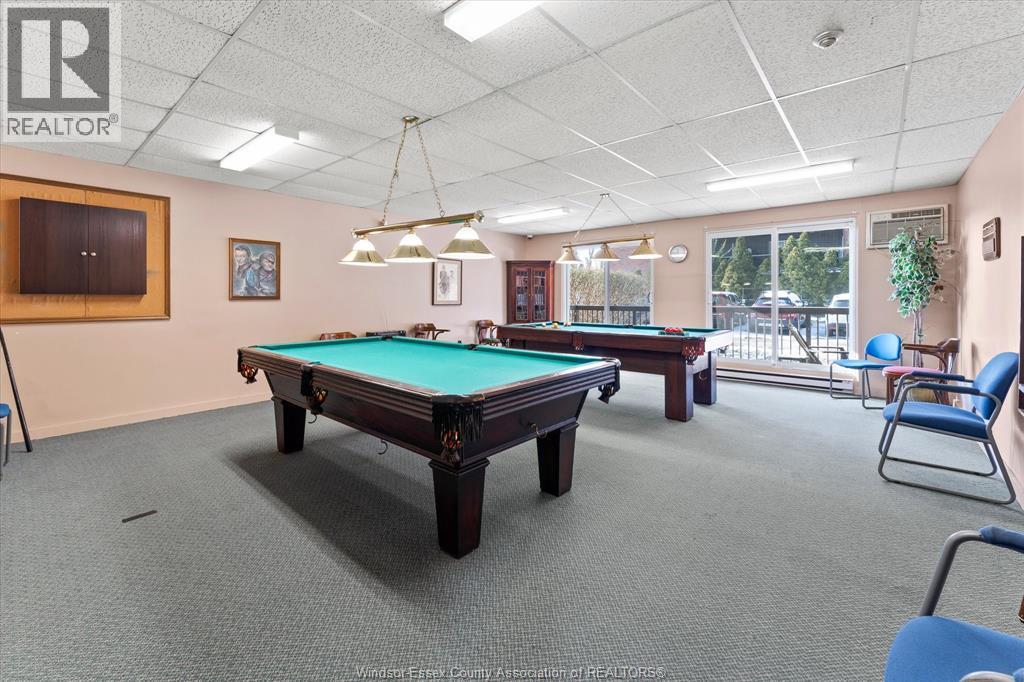#405 3936 Wyandotte STREET East - 23
