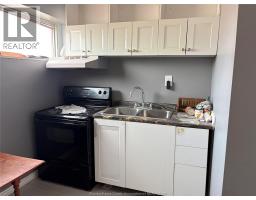 Kitchen - 357-363 Wyandotte Street West, Windsor, ON N9A5X3 Photo 13
