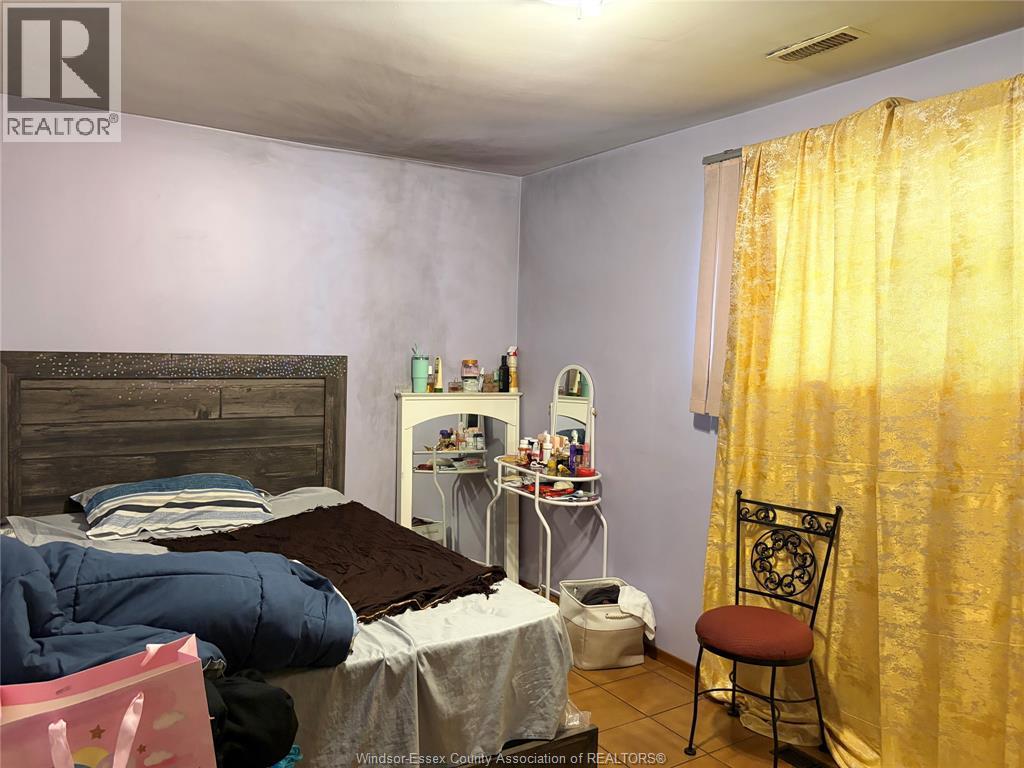 357-363 WYANDOTTE STREET West - Image 3