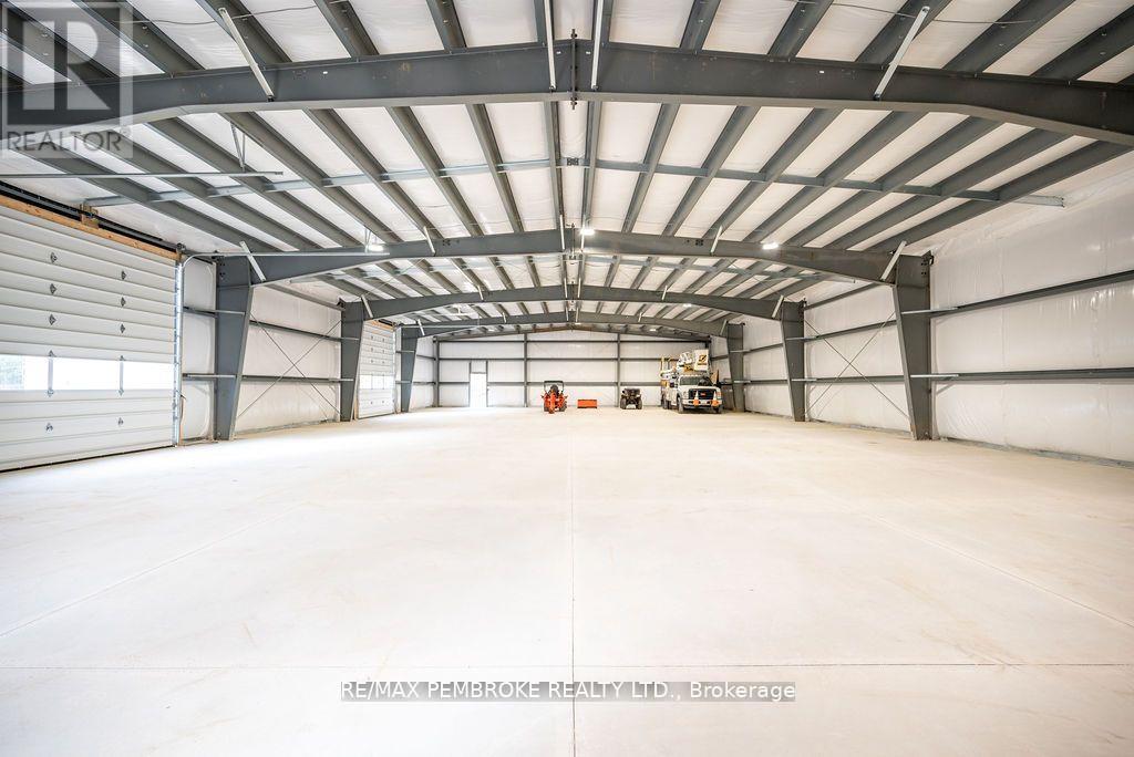 Industrial for Rent in Petawawa – 99 INDUSTRIAL AVENUE, Petawawa – MLS# X13665480 - Image 13