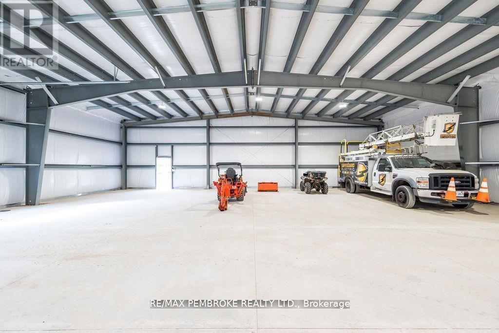 Industrial for Sale in Petawawa – 99 INDUSTRIAL AVENUE, Petawawa – MLS# X13665482 - Image 12