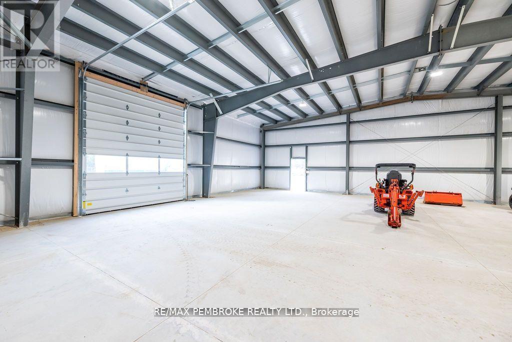 Industrial for Sale in Petawawa – 99 INDUSTRIAL AVENUE, Petawawa – MLS# X13665482 - Image 16