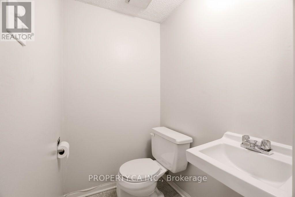 3 Bed, 2 Bath House for Sale in Ottawa – 127 PICKFORD DRIVE, Ottawa – MLS# X13665498 - Image 35