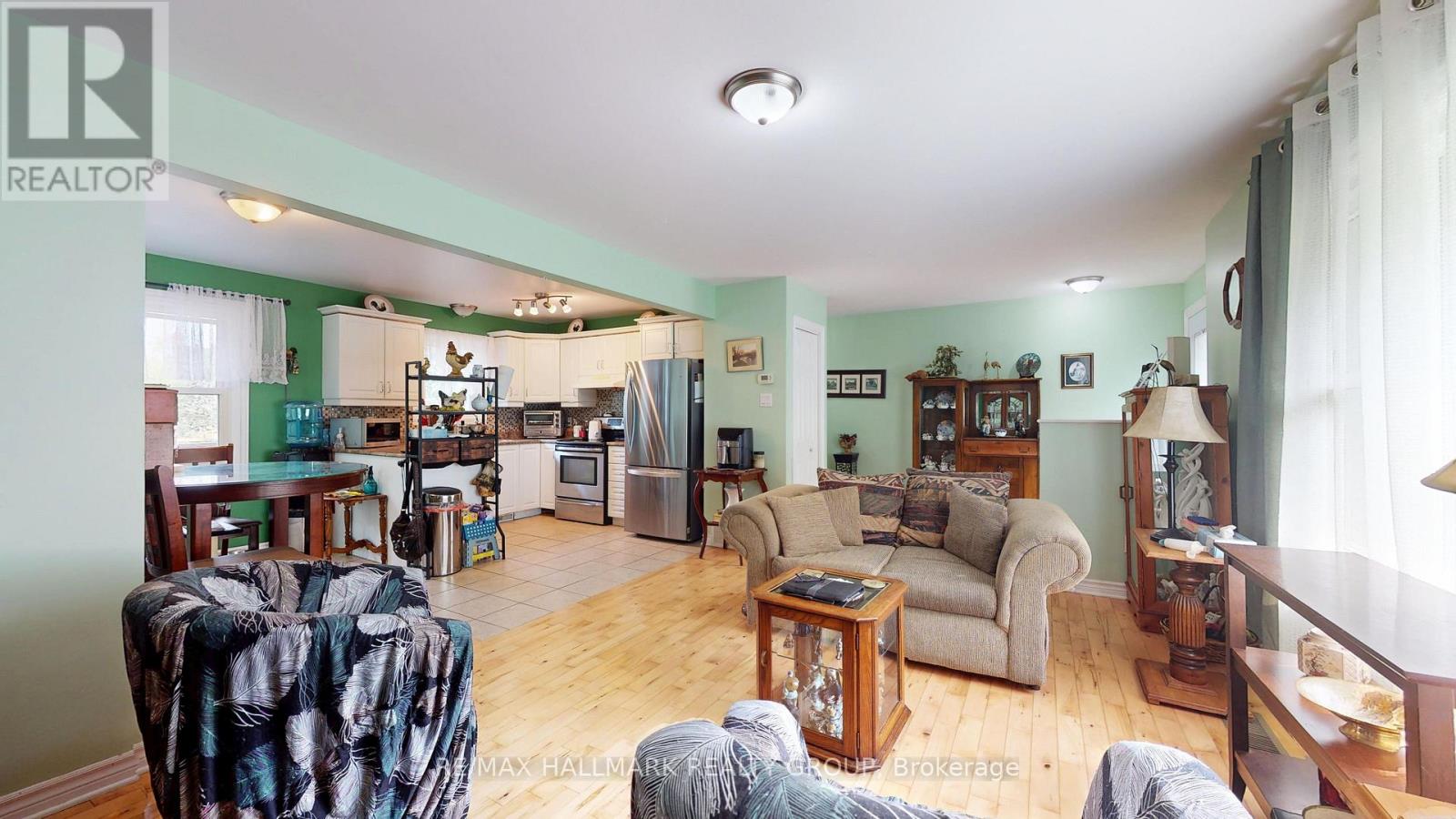 4 KING STREET - Image 7