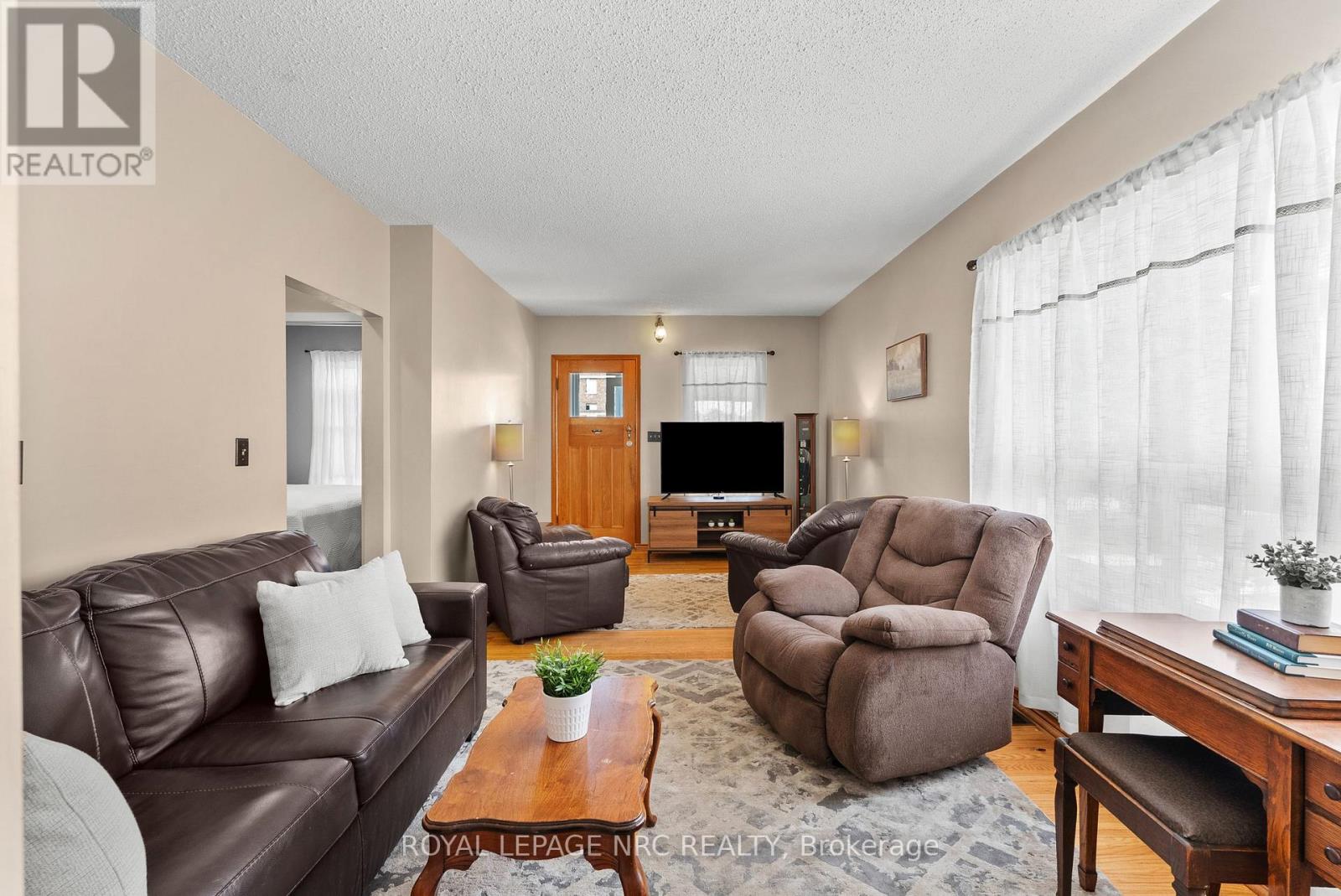 14 HEATHERINGTON STREET - Image 10