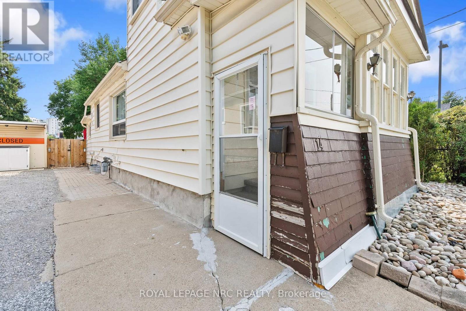 14 HEATHERINGTON STREET - Image 4