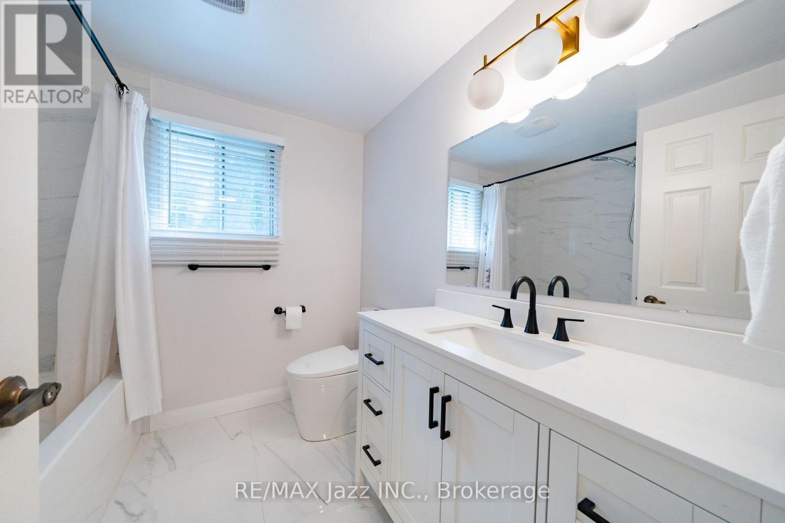 262 ATHABASCA STREET - Image 33
