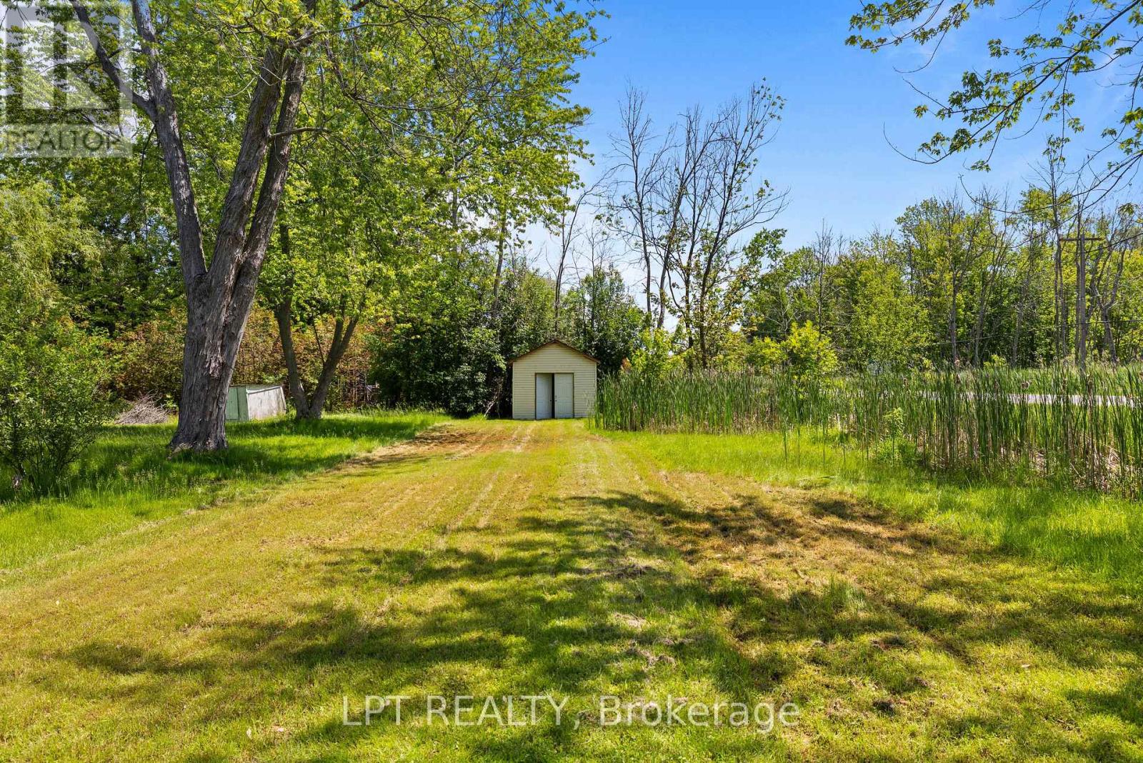 815 PARADISE DRIVE - 24