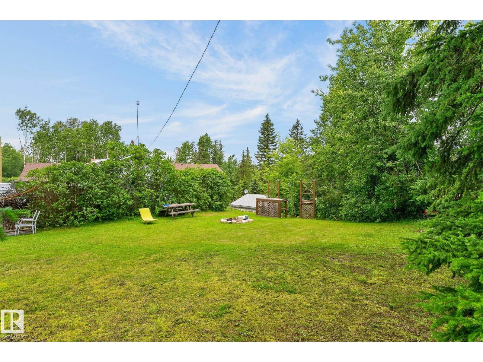 351 Smith Crescent - Photo 19