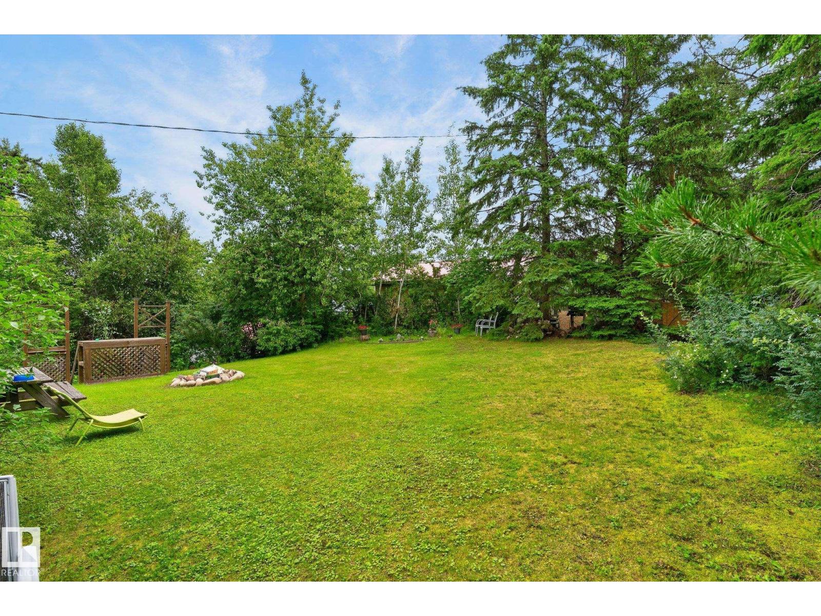 351 Smith Crescent - Photo 20