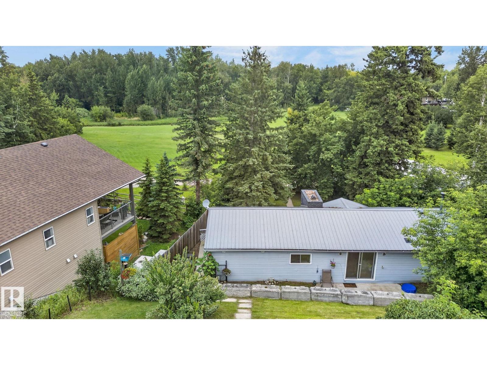 351 Smith Crescent - Photo 34