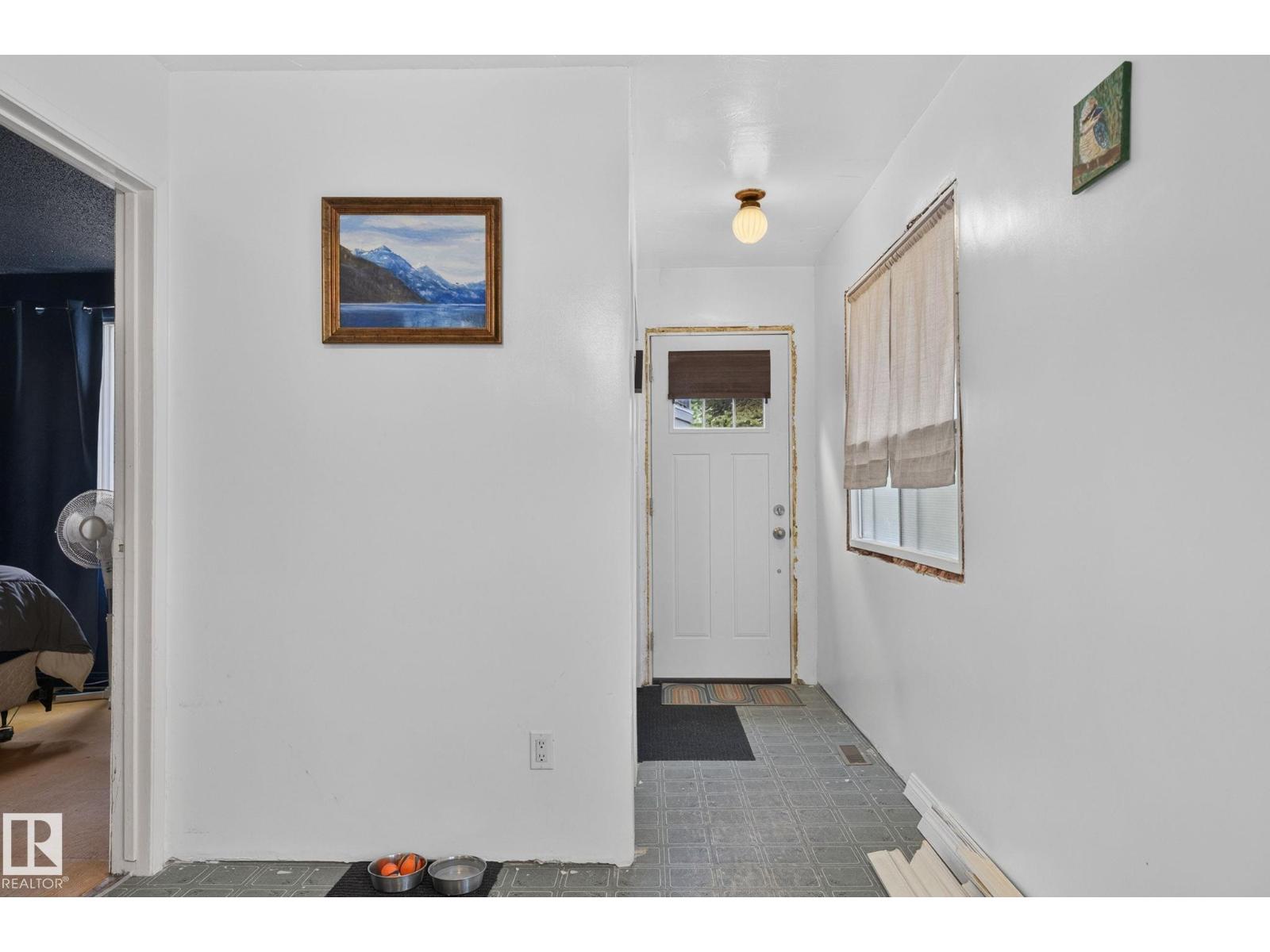 351 Smith Crescent - Photo 41