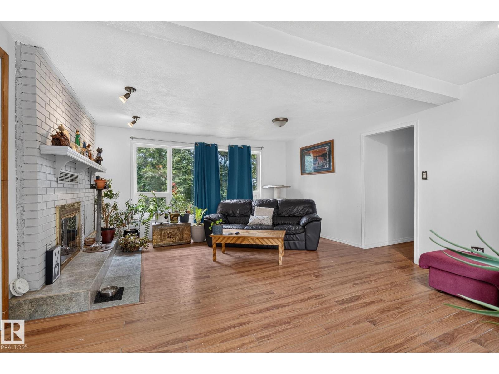 351 Smith Crescent - Photo 50