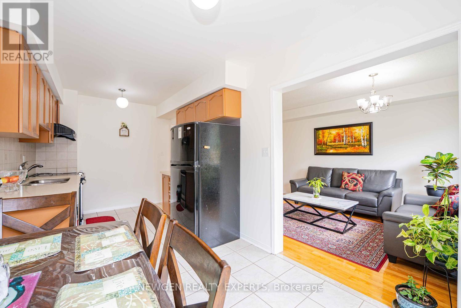 6039 COXSWAIN CRESCENT - 12