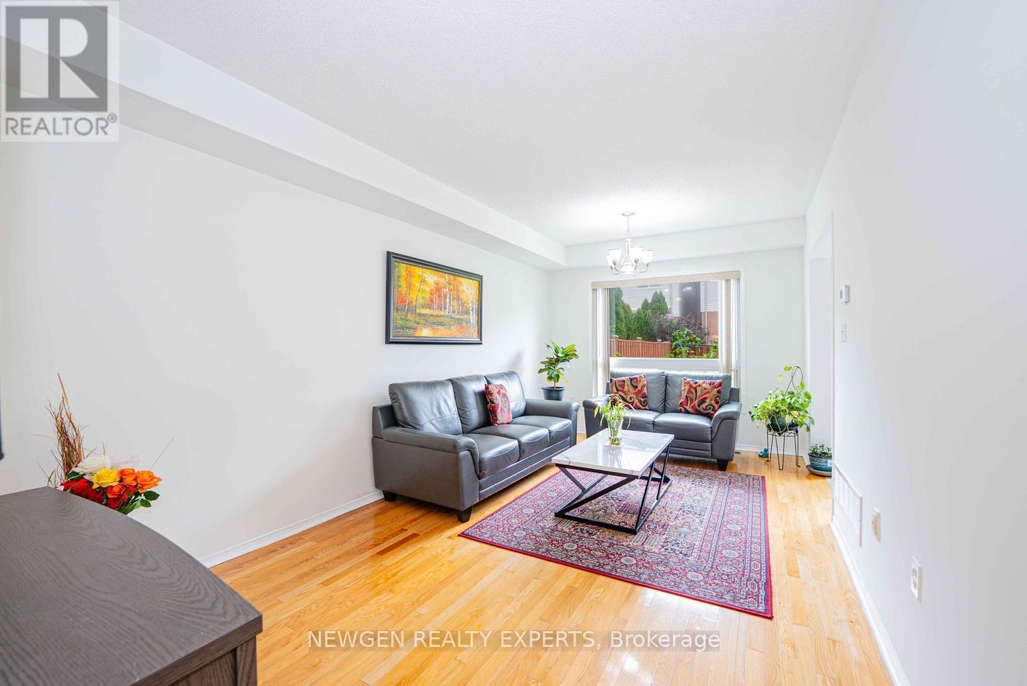 6039 COXSWAIN CRESCENT - 6