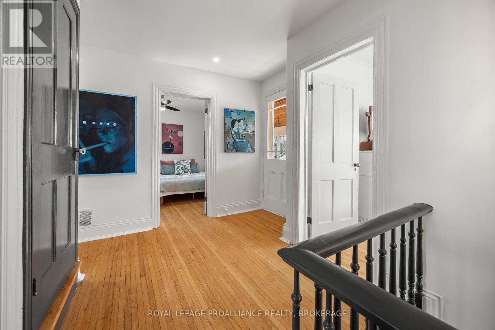 145 CHARLES STREET N - Image 12