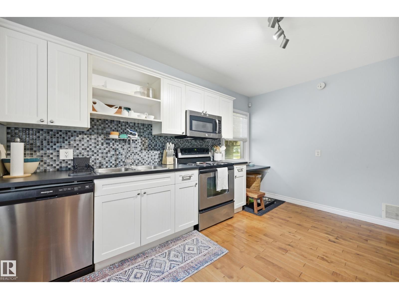 11612 110A Avenue NW - Photo 14