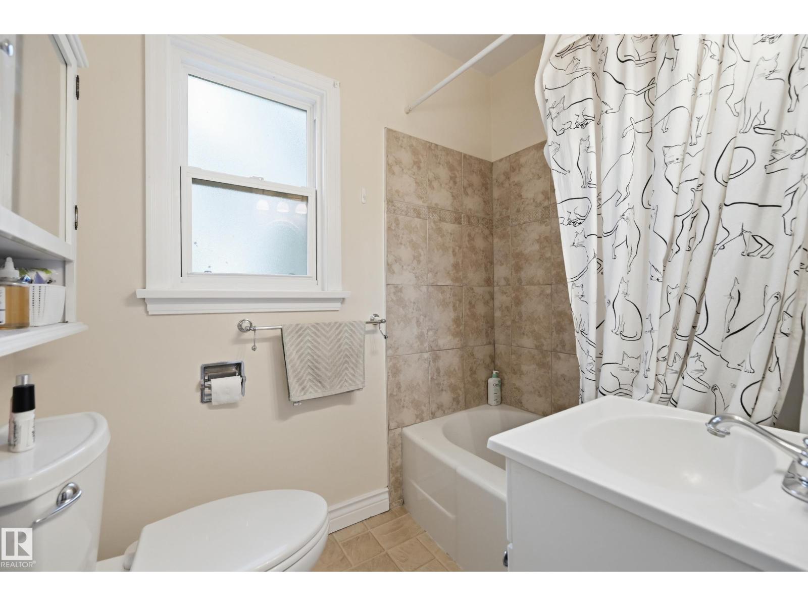 11612 110A AV NW - 18