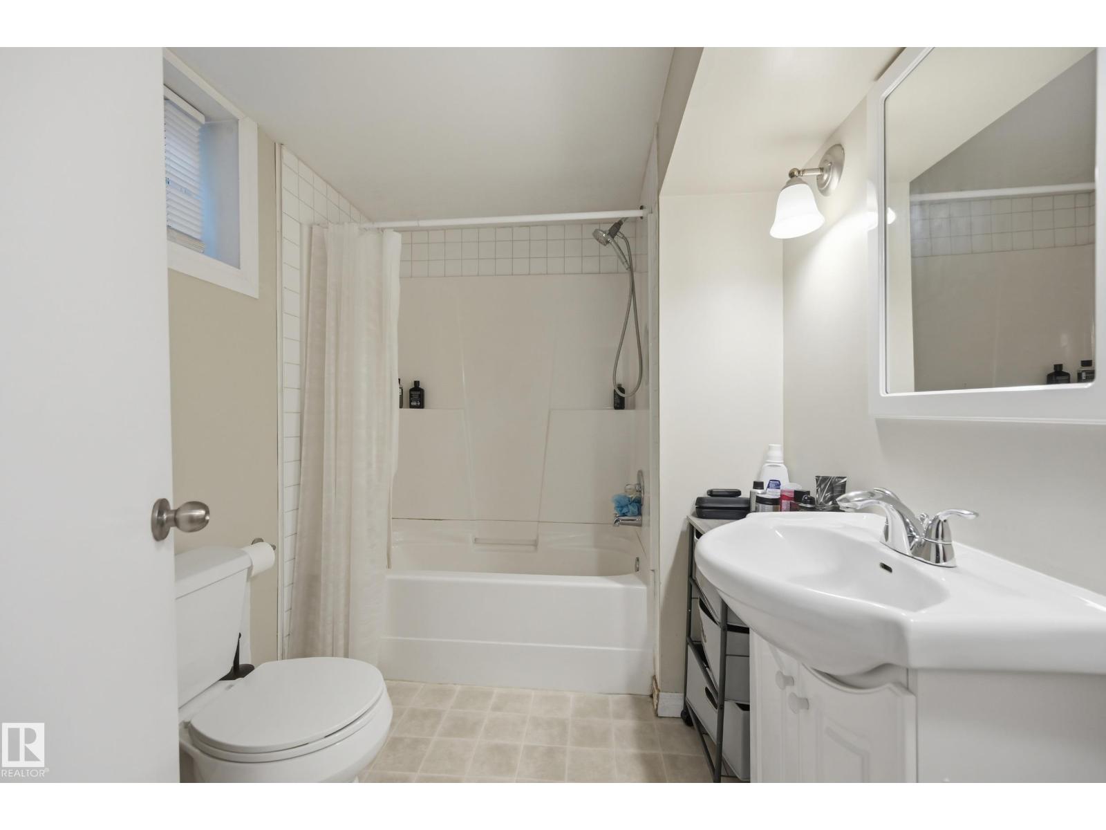 11612 110A Avenue NW - Photo 27