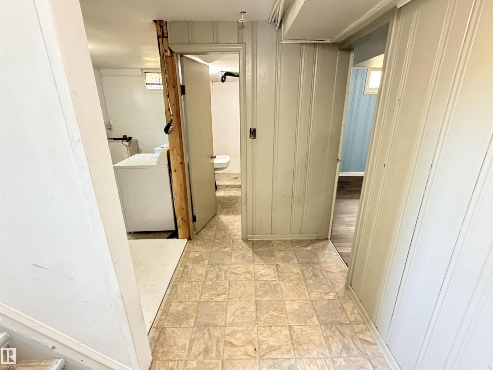 10416 100 AV - Image 7